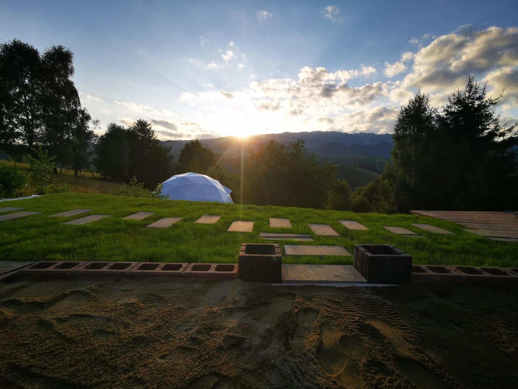 Glamping Zazen 호텔 Drumu Carului 외부 사진